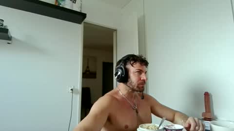 alphah_hunk online show from March 9, 2026, 10:08 am