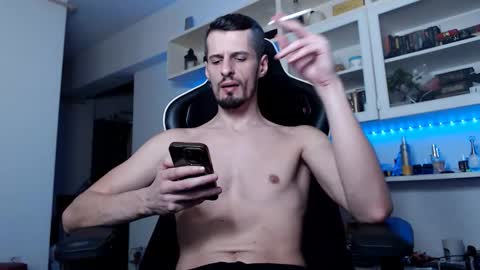 Snapshot of alphamastertodd chatting on November 20, 2025, 4:12 am MasterTodd online show from November 20, 2025, 4:12 am