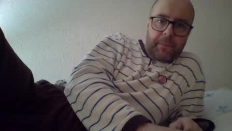 Snapshot of alrue1 chatting on January 31, 2025, 7:40 pm AlexRue online show from January 31, 2025, 7:40 pm