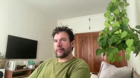 Snapshot of alto1e90br chatting on January 14, 2025, 1:17 pm alto1e90br online show from January 14, 2025, 1:17 pm