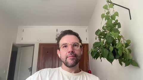 Snapshot of alto1e90br chatting on October 14, 2025, 1:45 pm alto1e90br online show from October 14, 2025, 1:45 pm