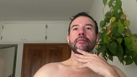 Snapshot of alto1e90br chatting on December 17, 2025, 2:34 pm alto1e90br online show from December 17, 2025, 2:34 pm