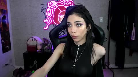 Sofie Kimino online show from December 8, 2024, 7:05 am