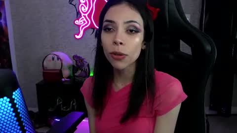 Sofie Kimino online show from December 11, 2024, 2:33 pm