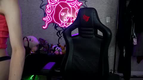 Sofie Kimino online show from December 16, 2024, 2:36 am