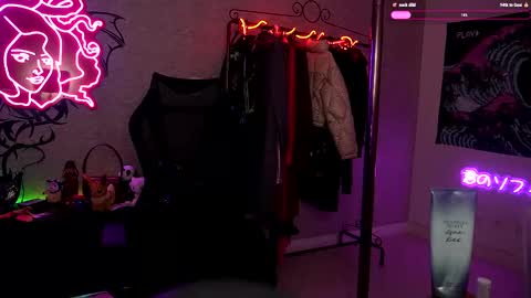 Sofie Kimino online show from January 1, 2025, 7:20 am