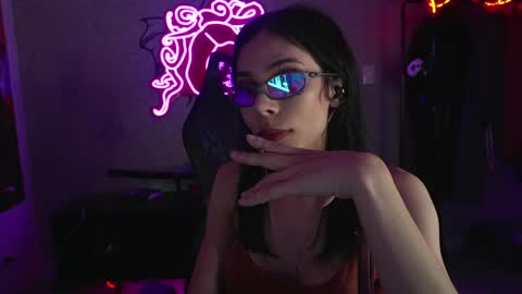 Sofie Kimino online show from February 3, 2025, 3:42 am