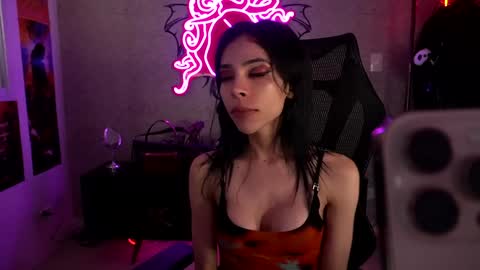 Sofie Kimino online show from February 5, 2025, 12:17 pm