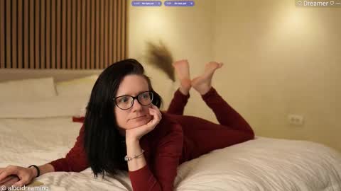 Lucid Dreaming online show from December 1, 2025, 6:57 pm