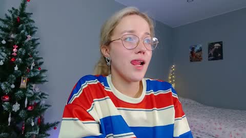 Snapshot of aluntick chatting on December 25, 2024, 4:54 pm Amelia NEXT STREAM online show from December 25, 2024, 4:54 pm