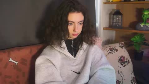 Snapshot of alvanalbach chatting on October 6, 2025, 9:40 am alvanalbach online show from October 6, 2025, 9:40 am