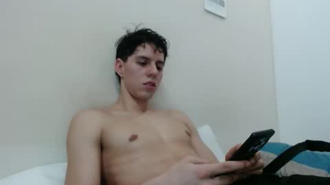 Snapshot of alvarodancer chatting on February 18, 2026, 2:35 pm alvarodancer online show from February 18, 2026, 2:35 pm