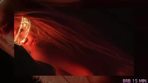 Alvuwka online show from April 14, 2026, 6:52 am