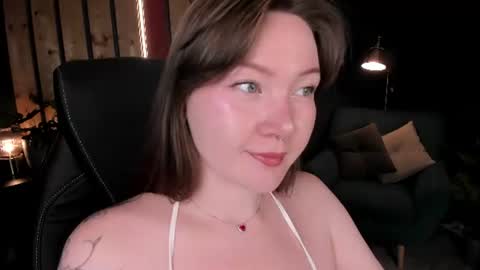 Lilu online show from July 7, 2026, 5:21 am