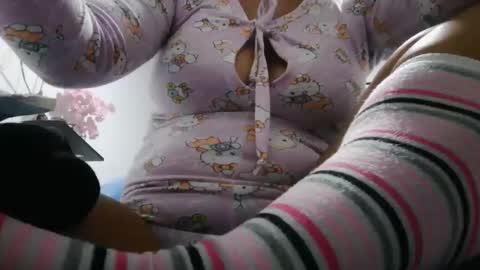 analia online show from October 24, 2025, 3:47 am