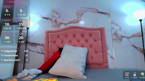 Snapshot of alyathompson chatting on December 5, 2025, 4:21 am Alya online show from December 5, 2025, 4:21 am