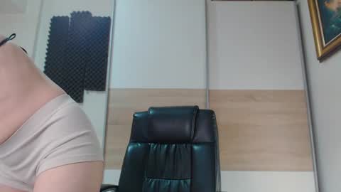 Snapshot of alycetn chatting on June 23, 2026, 10:13 am Alice online show from June 23, 2026, 10:13 am