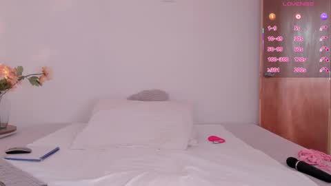 Aly Instg oficial alyjones  Lush and Domi love toys are on online show from February 19, 2026, 6:04 pm