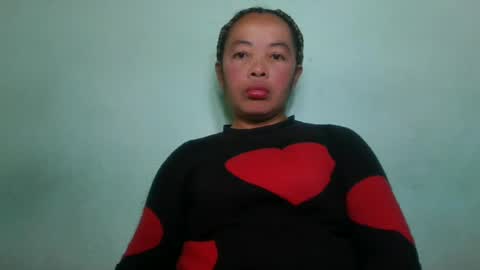 alypierette online show from June 25, 2026, 7:02 am