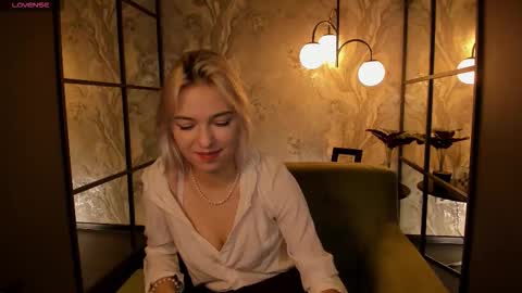 Alysia online show from October 5, 2025, 1:42 pm