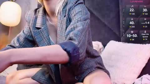 Snapshot of alysiasun chatting on February 15, 2026, 7:51 am Alysia online show from February 15, 2026, 7:51 am