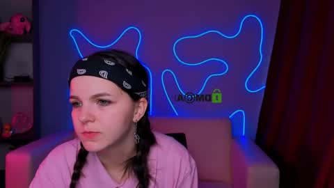 Snapshot of alyssamoan chatting on November 21, 2025, 11:20 am alyssamoan online show from November 21, 2025, 11:20 am