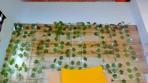 alyssia online show from March 1, 2025, 6:54 pm