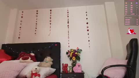 Snapshot of amabella_w chatting on February 16, 2025, 1:58 am Isabella online show from February 16, 2025, 1:58 am