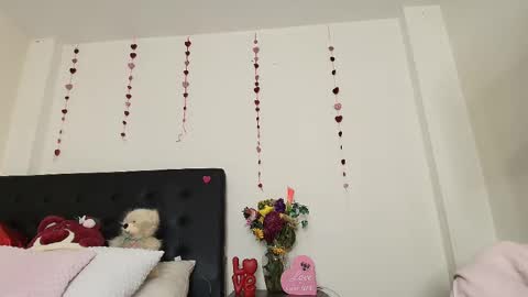 Snapshot of amabella_w chatting on February 20, 2025, 7:52 pm Isabella online show from February 20, 2025, 7:52 pm