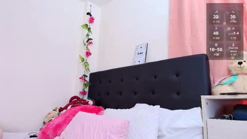 Snapshot of amabella_w chatting on September 25, 2025, 7:17 pm Isabella online show from September 25, 2025, 7:17 pm