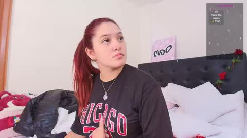 Snapshot of amabella_w chatting on December 14, 2025, 6:56 pm Isabella online show from December 14, 2025, 6:56 pm