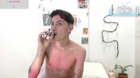 Snapshot of amad696 chatting on January 31, 2025, 3:33 pm Amad Passer x guests   Independent model online show from January 31, 2025, 3:33 pm