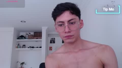 Snapshot of amad696 chatting on February 4, 2025, 11:27 pm Amad Passer x guests   Independent model online show from February 4, 2025, 11:27 pm