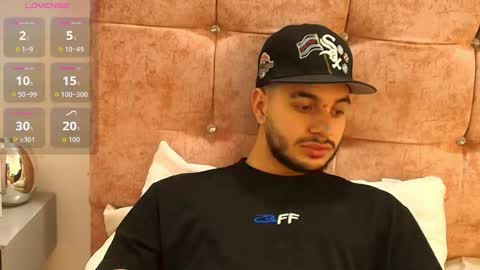 Snapshot of amadeo_wild chatting on March 5, 2026, 3:08 pm Amadeo Wild online show from March 5, 2026, 3:08 pm