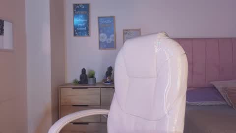 B I A N C A online show from November 22, 2025, 3:38 am