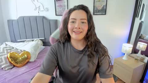 Snapshot of amaia_monet chatting on March 4, 2026, 6:58 pm Hi Im AmaiaHelp me reach 100 likes online show from March 4, 2026, 6:58 pm