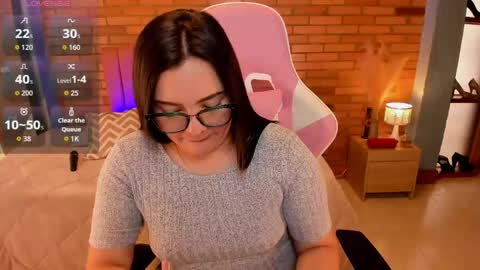 Hi Im AmaiaHelp me reach 100 likes online show from May 18, 2026, 4:35 pm