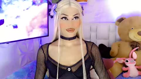 amal_baddel_ online show from February 18, 2025, 6:37 am