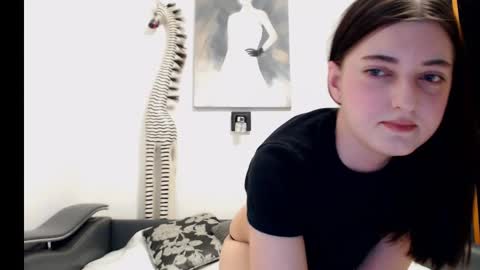 Snapshot of amali2015 chatting on February 13, 2026, 9:49 am amali2015 online show from February 13, 2026, 9:49 am