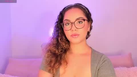 Snapshot of amalia_bennet chatting on June 19, 2026, 3:49 pm amalia bennet online show from June 19, 2026, 3:49 pm