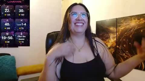Snapshot of amalia_brunette chatting on December 20, 2025, 11:23 pm AMALIA online show from December 20, 2025, 11:23 pm