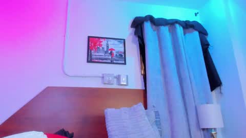 amanda29_ online show from May 23, 2026, 7:07 pm