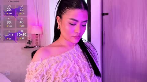 Snapshot of amanda_26 chatting on January 25, 2025, 10:28 pm Luisa online show from January 25, 2025, 10:28 pm