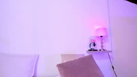 Snapshot of amanda_26 chatting on March 4, 2025, 7:19 am Luisa online show from March 4, 2025, 7:19 am