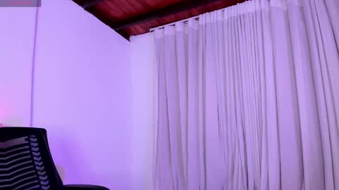 Luisa online show from April 29, 2026, 11:44 pm