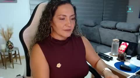 Snapshot of amanda_bella1 chatting on February 25, 2026, 1:48 am Amanda online show from February 25, 2026, 1:48 am