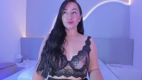 amanda_benz_ online show from July 1, 2026, 11:23 am