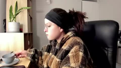 Snapshot of amanda_callum_ chatting on July 3, 2026, 11:44 pm Katha online show from July 3, 2026, 11:44 pm