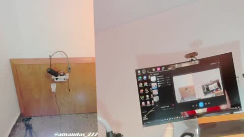 Snapshot of amanda_drawer27 chatting on January 3, 2025, 1:58 pm amanda_drawer27 online show from January 3, 2025, 1:58 pm