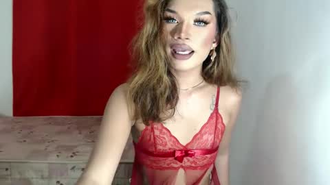 Amanda online show from November 21, 2025, 8:46 am